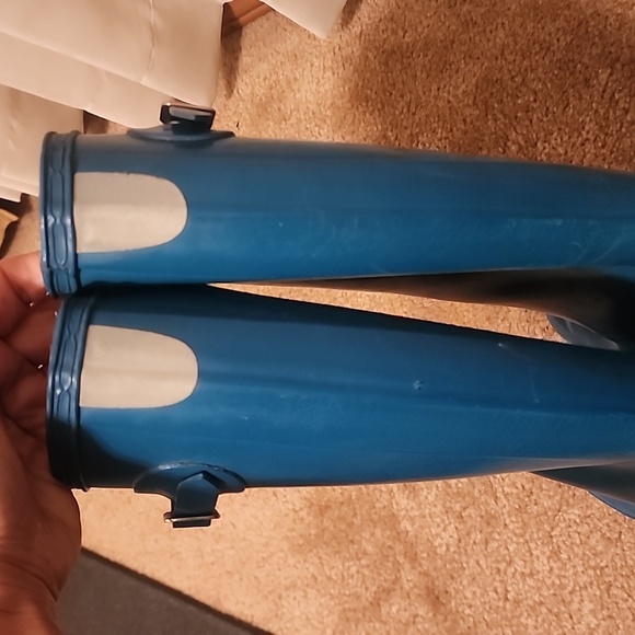 Hunter Original Kid's Gloss Tall Rain Boots - Picture 7 of 13